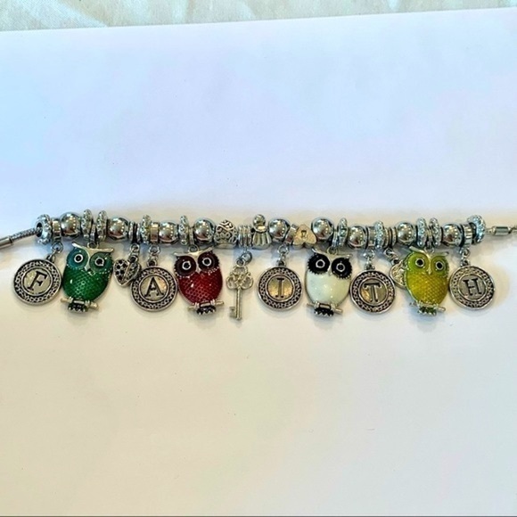 Owl charm FAITH silver tone bead bracelet - Picture 7 of 9